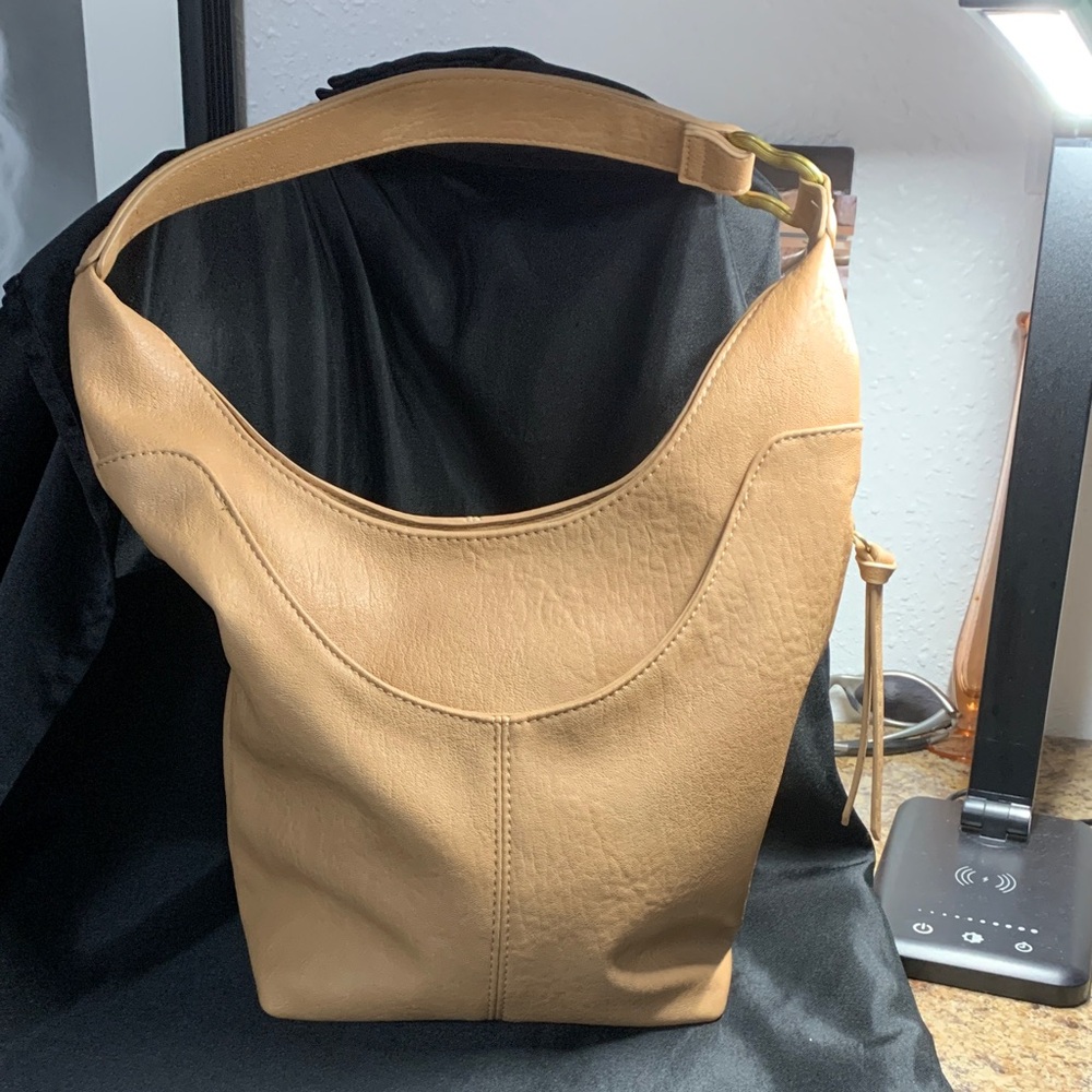 Antik Kraft Camel Leather Hobo Shoulder Bag